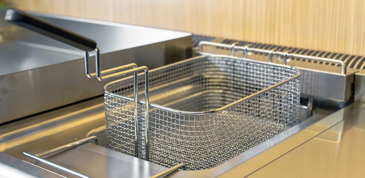 How to Clean Deep Fryer Basket Quick and Easy Maintenance Tips